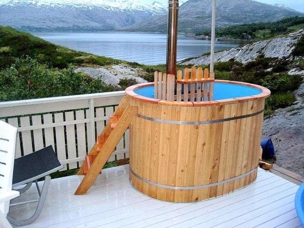 tweepersoons-houtgestookte-hottub